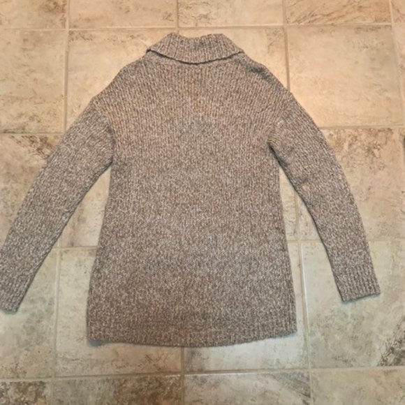 Relativity V Neck Tunic Sweater Tan and Cream - Picture 6 of 7